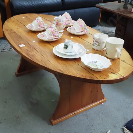 oval pine coffee table