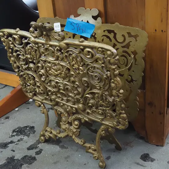 cast alloy magazine rack