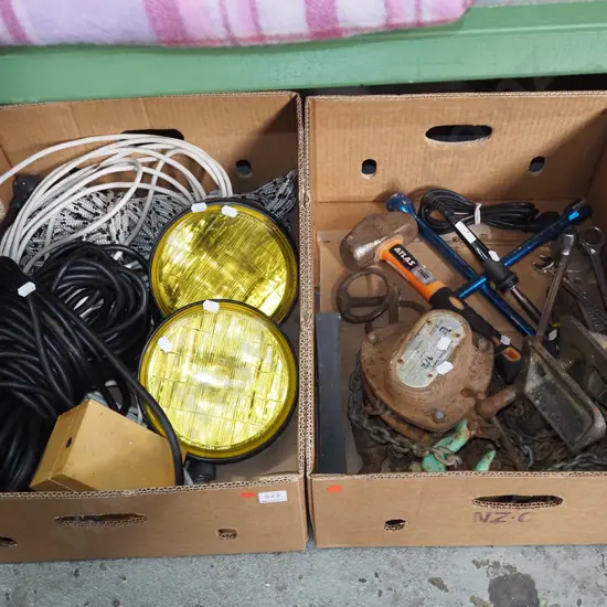 2 boxes; car lights, ropes, hammer etc - red dots
