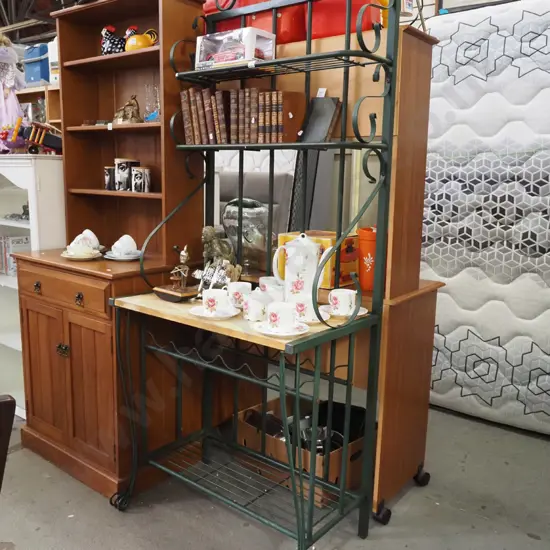 wood metal and metal baker's stand H-1900 W-760 D-460