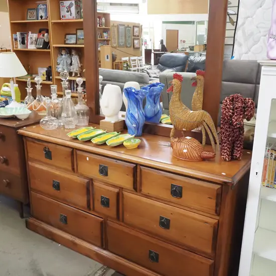 solid pine 8 drawer mirror back dresser with heavy metal handles H-1660 W-1470 D-450