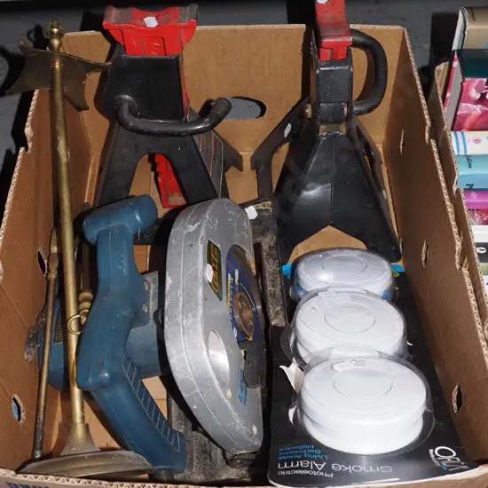 box; smoke alarms, axle stands etc