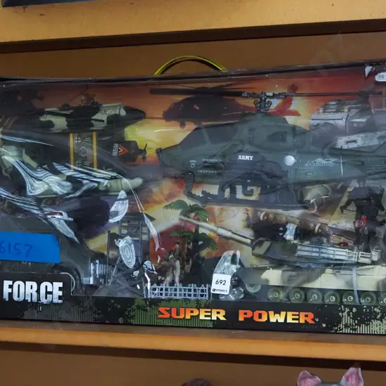 cased Army Force toys