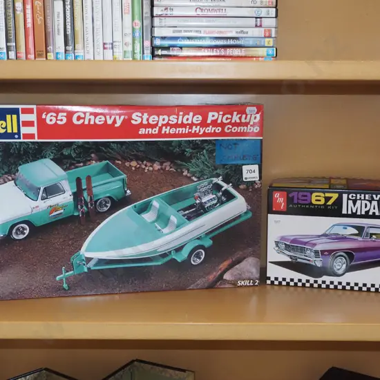 2x yet to be assembleld kits - 1 incomplete