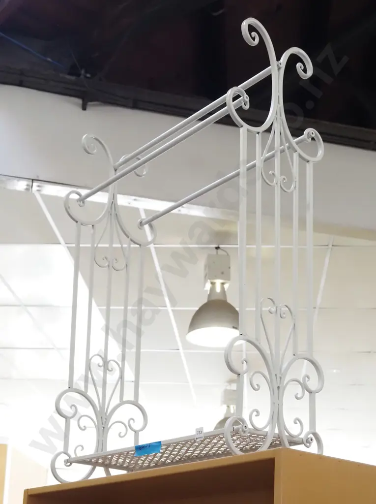 metal towel rail Image 1++