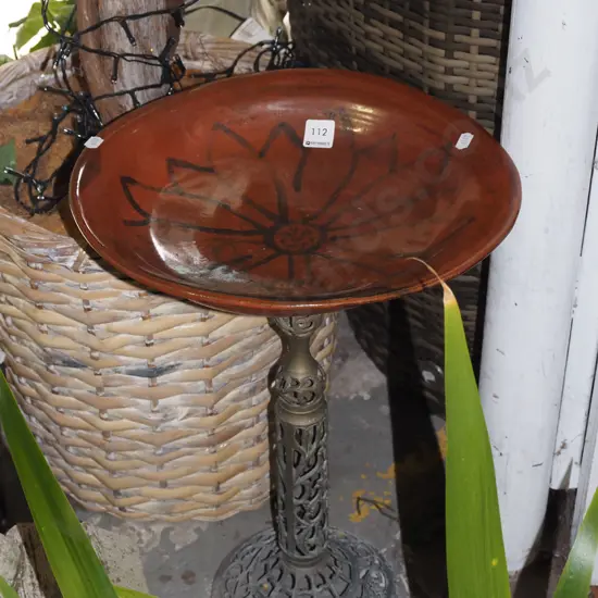 brass based and ceramic bird bath H-500