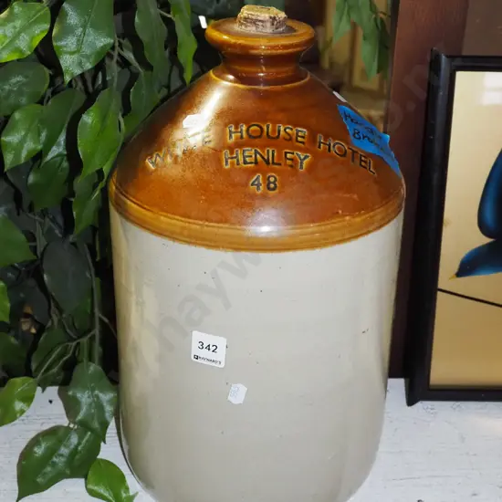 White House hotel Henley crock - broken handle H-370