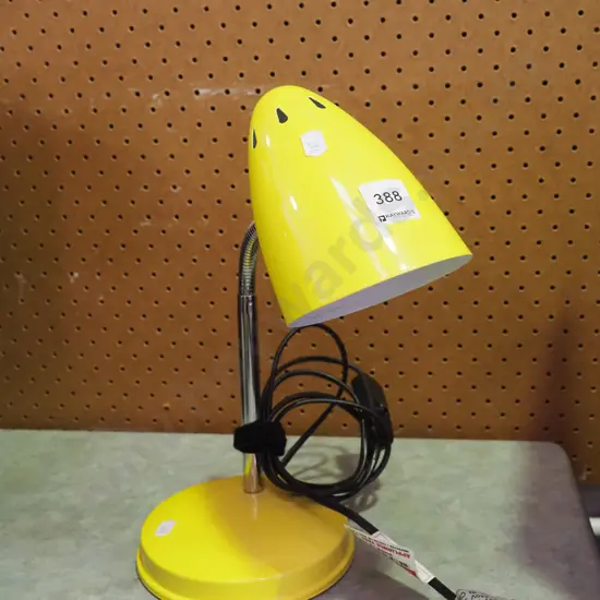desk lamp