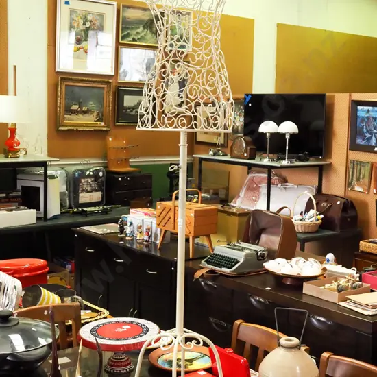 wrought metal female mannequin on stand H-1470