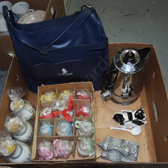 box; electric kettle, Singapore Airline bag etc