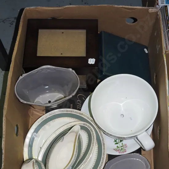 box; tea pot planter, Ducal gravy boat etc