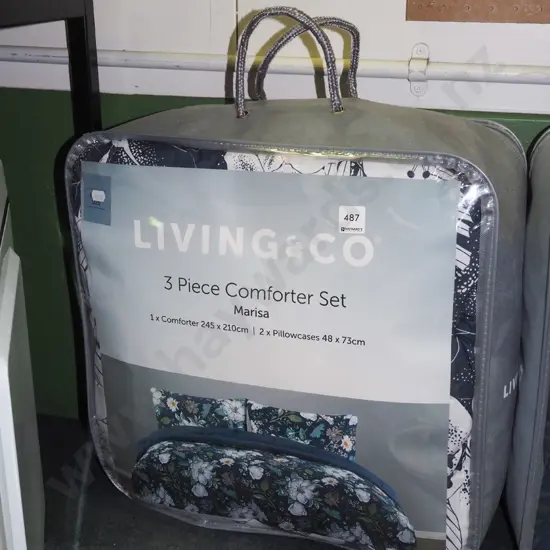 Living & Co 3 piece king size comfort set - Marissa