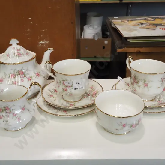 Paragon Victorian rose tea for 2