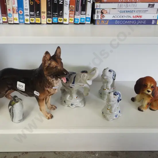 animal figurines, Hokitika penguin Alsatian H-240 - small chip to ear