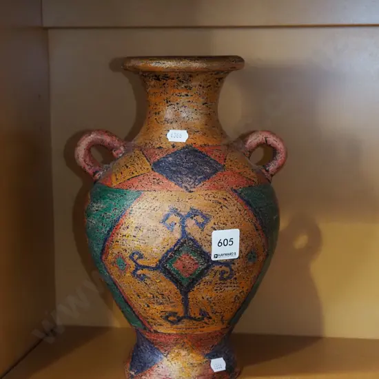 hand painted Filipino vase H-280