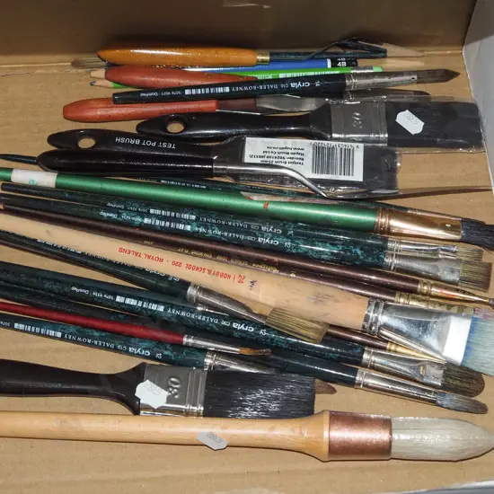 box of artist brushes