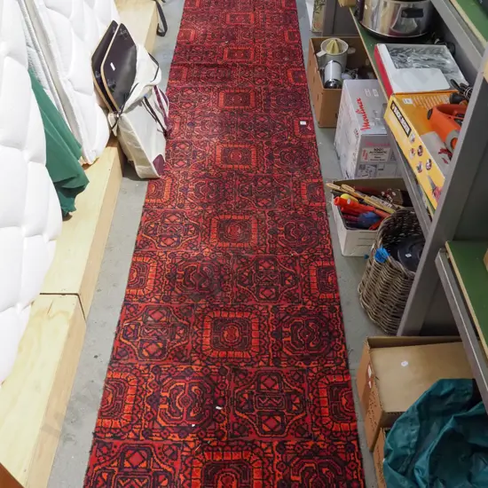 unedged floor runner L-3080