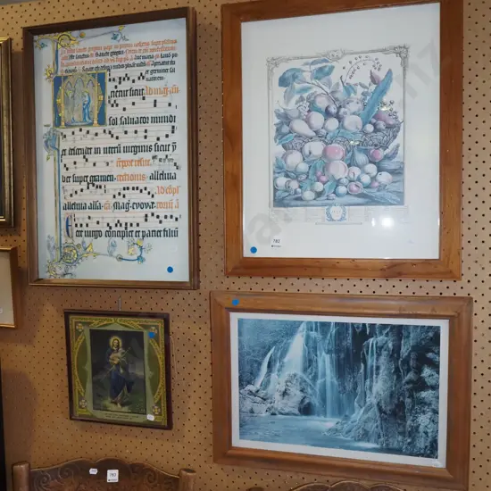 4x framed prints - blue dots