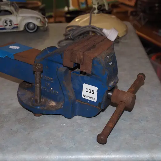 Record  No.1 engineer's vice