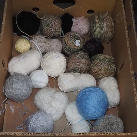 box; knitting yarns