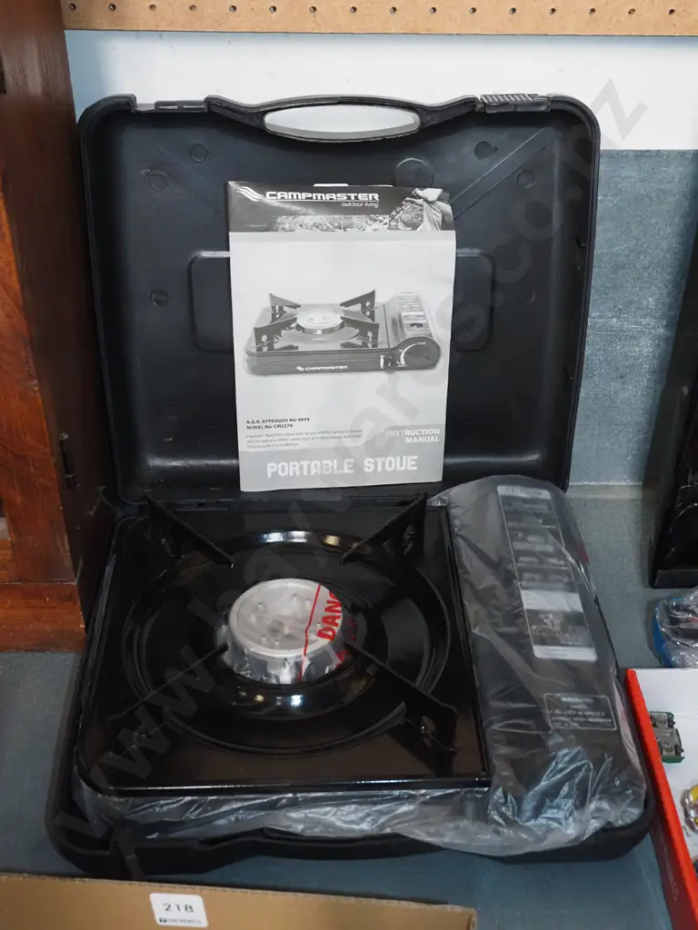 as new Campmaster camp stove Image 1++