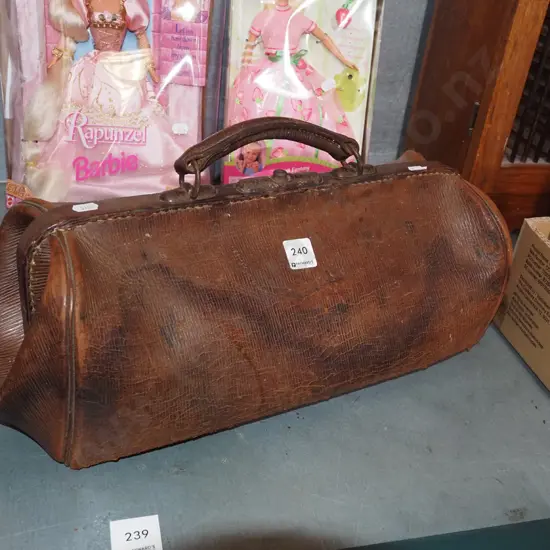 doctor's holdall