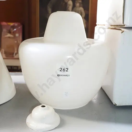 white glass light fitting