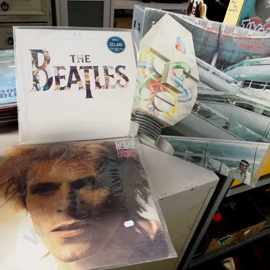 LPs; Davids Bowie, The Beatles, Alan Parsons Club