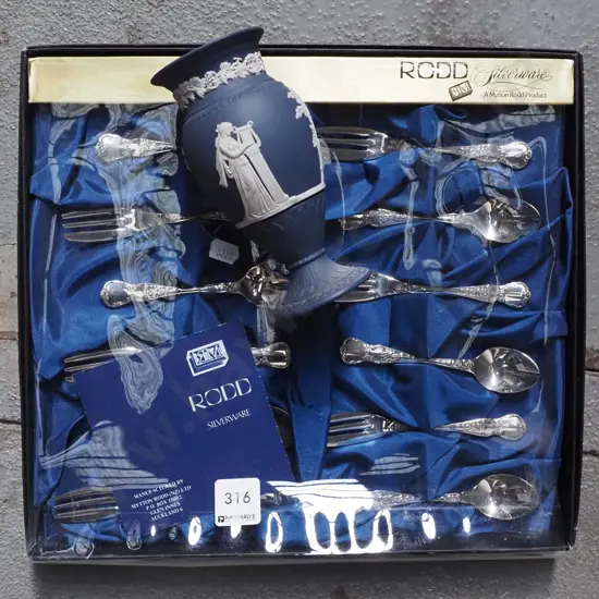 cased Rodd cutlery and a small jasperware vase H140