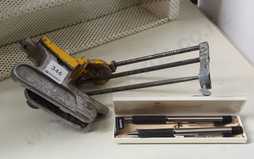 Papermate graphite pen set, chainsaw sharpener Image 1++