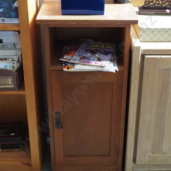 pot cupboard H900 - marks to top