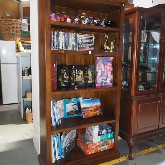 solid pine bookcase H1800 W900 D350