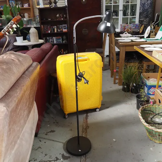 adjustable standard lamp