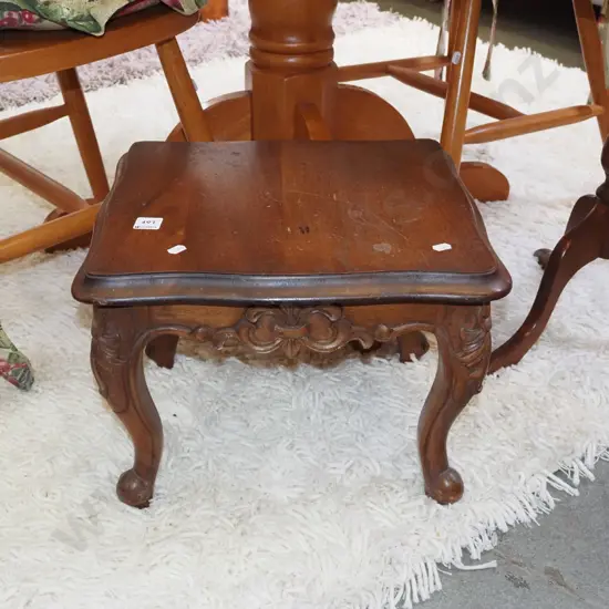 mahogany cab leg stool/table H300