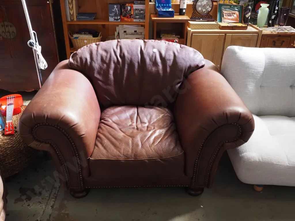 large rolled arm armchair Image 1++