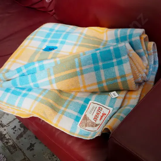 Napier Glenray woollen blanket