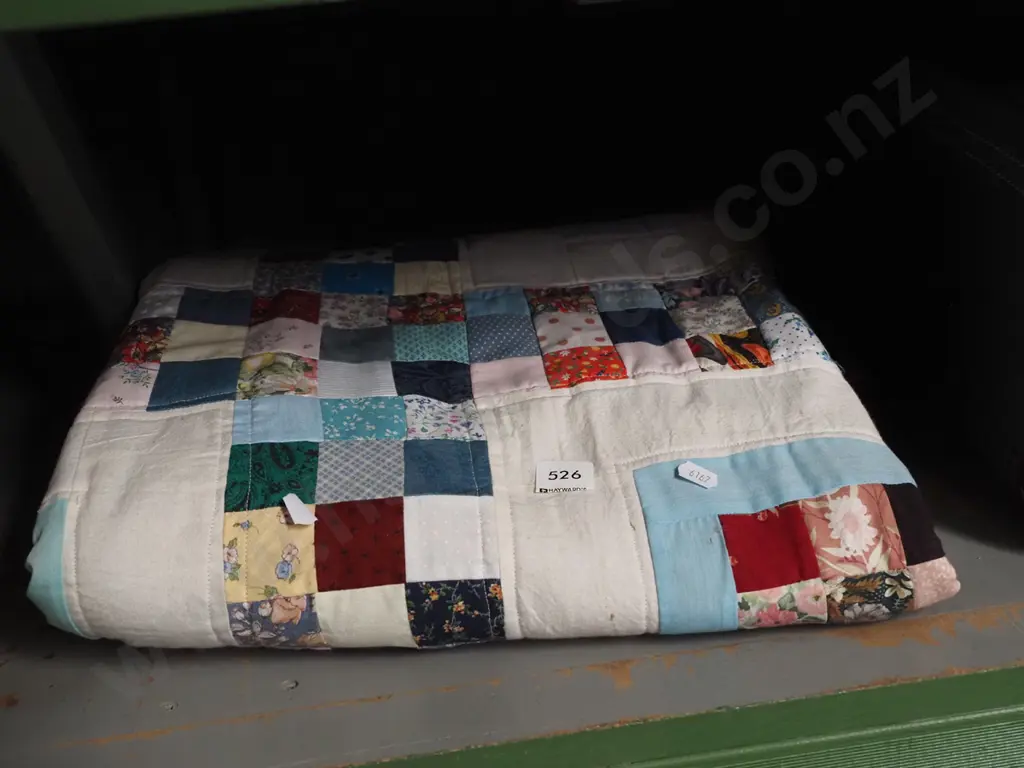 patchwork quilt Image 1++