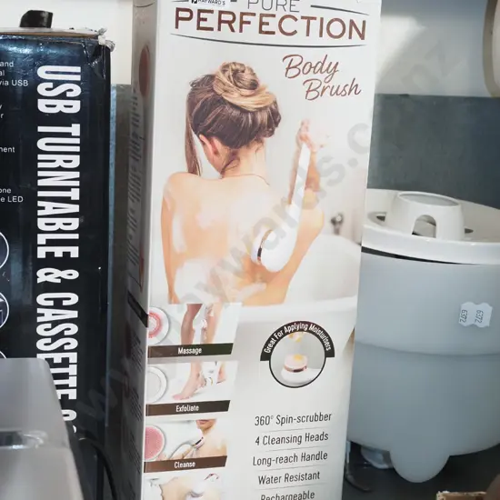 Thin Lizzy body brush