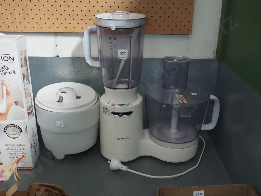 Kenwood mixer and accessories Image 1++