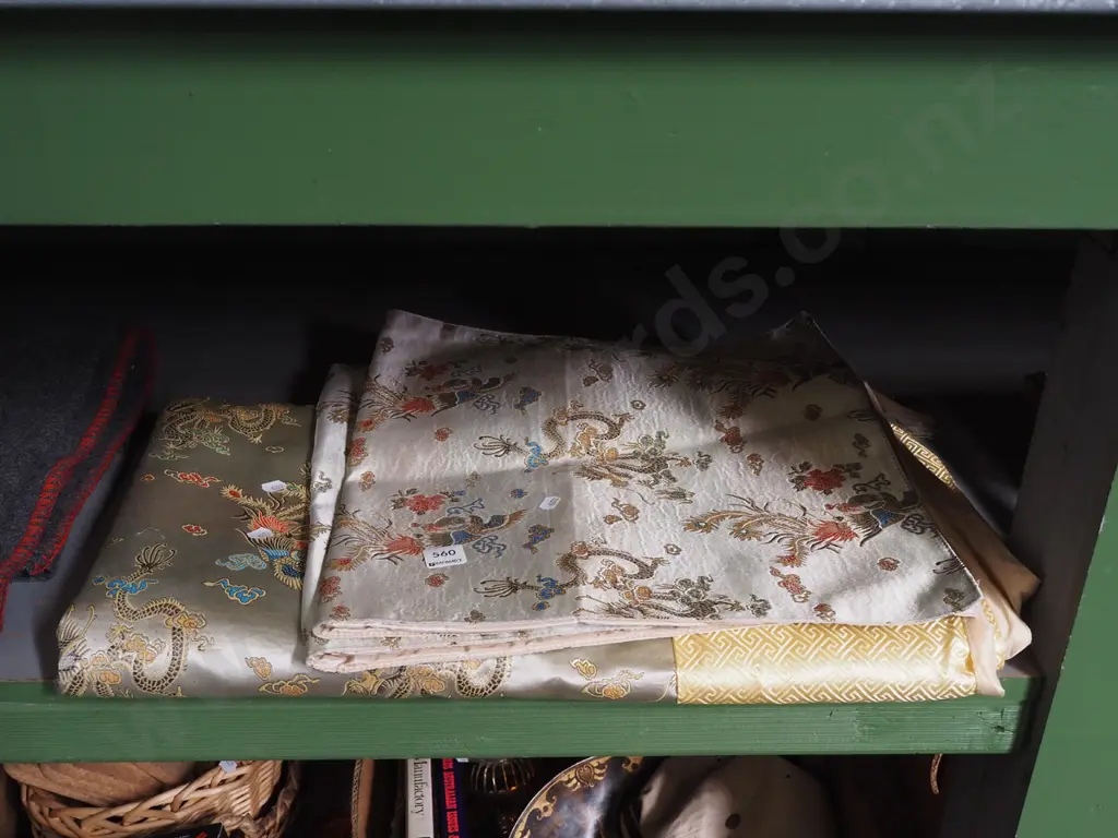 Asian duvet cover and pillow cases Image 1++