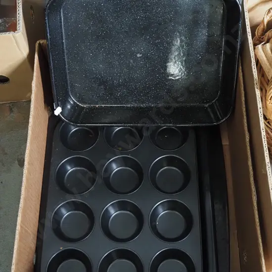 box; baking dishes, muffin tray etc