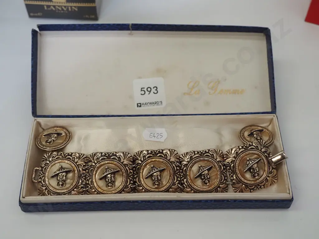 plated/plastic - bracelet, clip on earrings Image 1++