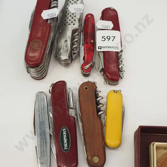 pocket knives