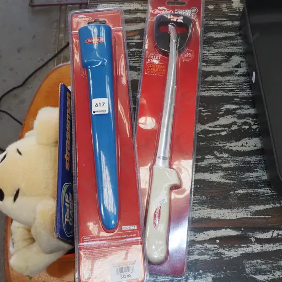 2x fishing filleting knives 