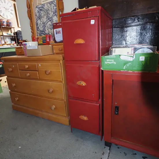 red painted rustic pine 3 drawer chest - some need of repair H1110 W330 D440