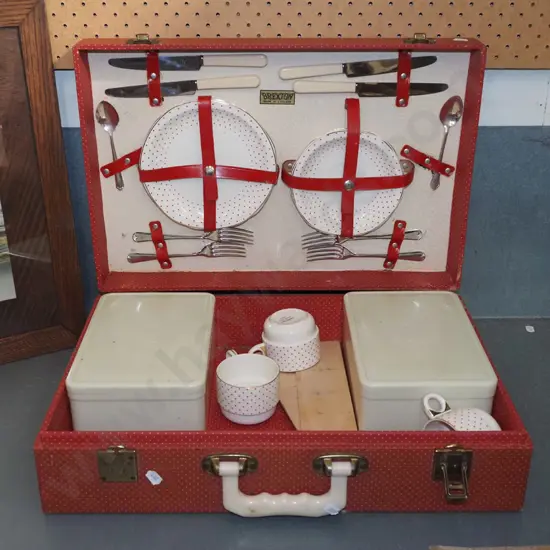 Brexton retro picnic set
