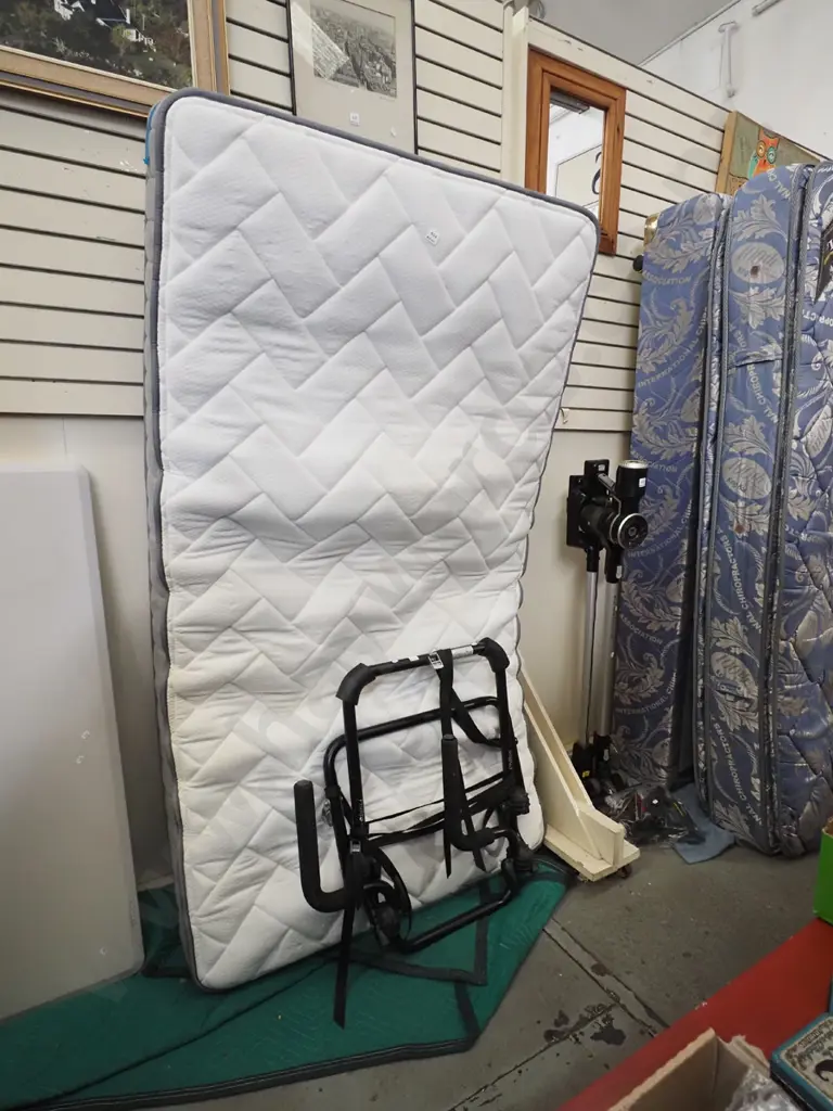 Sleep Easy single mattress Image 1++