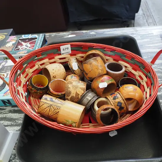 coloured cane basket, wooden napkin rings