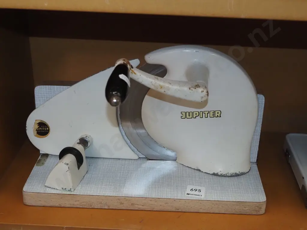 bench top slicer Image 1++