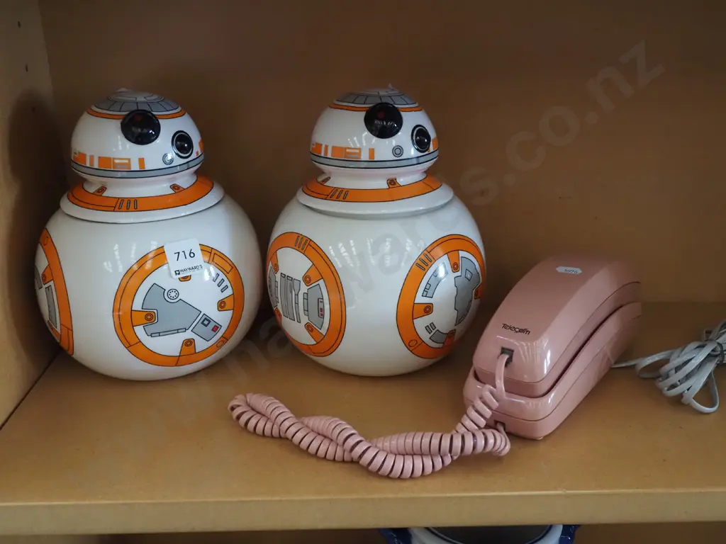 2x Star Wars lidded canisters, pink telecom telephone Image 1++